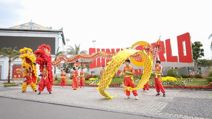 Sun World Ha Long hút khách những ngày đầu xuân Ất Tỵ - 1