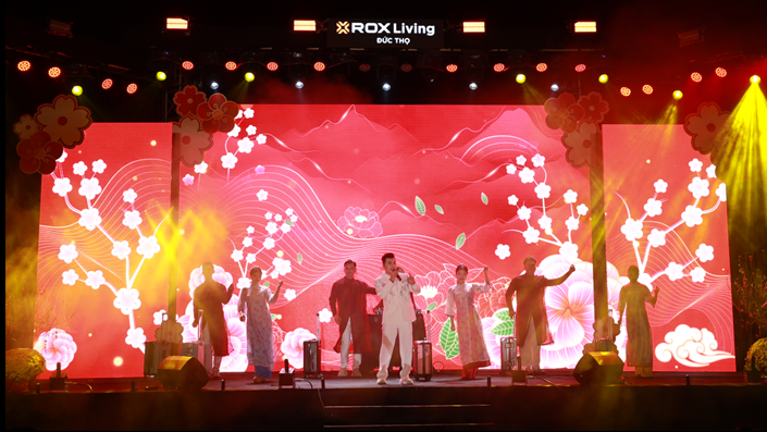 ROX Living Đức Thọ rực rỡ đêm Nhạc hội Xuân Concert, khẳng định vị thế khu đô thị trung tâm mới của địa phương - 1