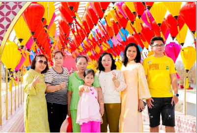 Đón Tết kiểu mới: Du xuân kết hợp xem đất, Cần Giờ tấp nập giao dịch đầu năm - 1