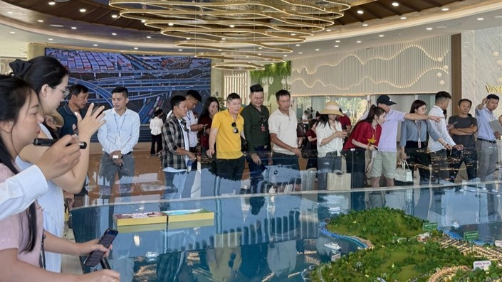 Tạo giá trị khác biệt, Bạch Vân bên vịnh di sản sôi động xuyên lễ - 1