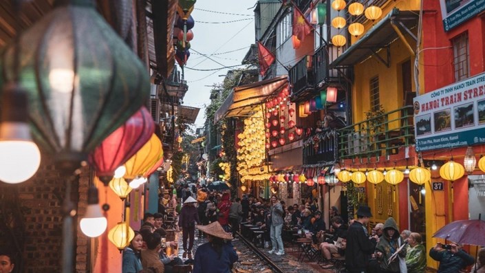 Cần chủ trương phát triển nhất quán cho kinh tế đêm tại Việt Nam - 1