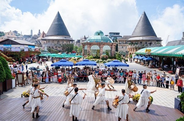 Bức tranh du lịch đa trải nghiệm: "Lực đẩy" thăng hạng BĐS dòng tiền tại Đà Nẵng - 1