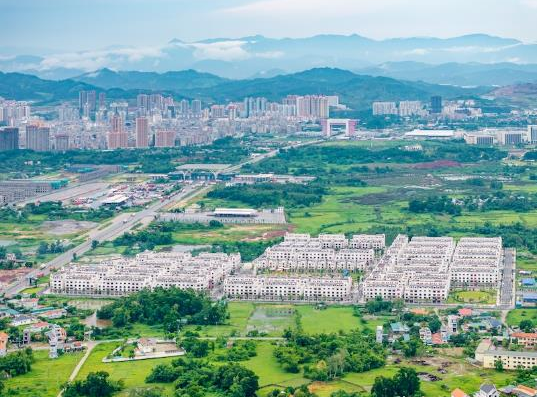 “Xuống ga là đến phố”, Vinhomes Golden Avenue định hình chuẩn sống và kinh doanh mới tại Móng Cái - 1