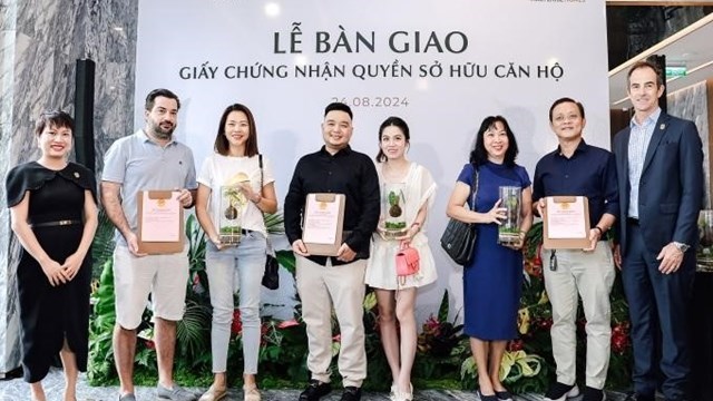 Liên tục bàn giao sổ hồng tại các dự án, Masterise Homes® khẳng định uy tín với pháp lý vững vàng - 1