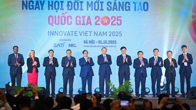 Tiếp tục đẩy mạnh ứng dụng AI, “siêu cảng” Việt Nam SuperPort™ của T&T Group gây ấn tượng mạnh tại VIIE 2025 - 1