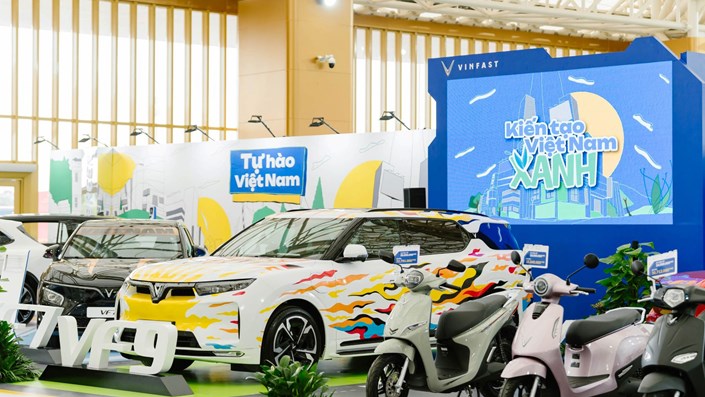 VinFast trở thành tâm điểm tại Tuần lễ Công nghiệp và Công nghệ Việt Nam 2025 với loạt xe điện hoành tráng - 1