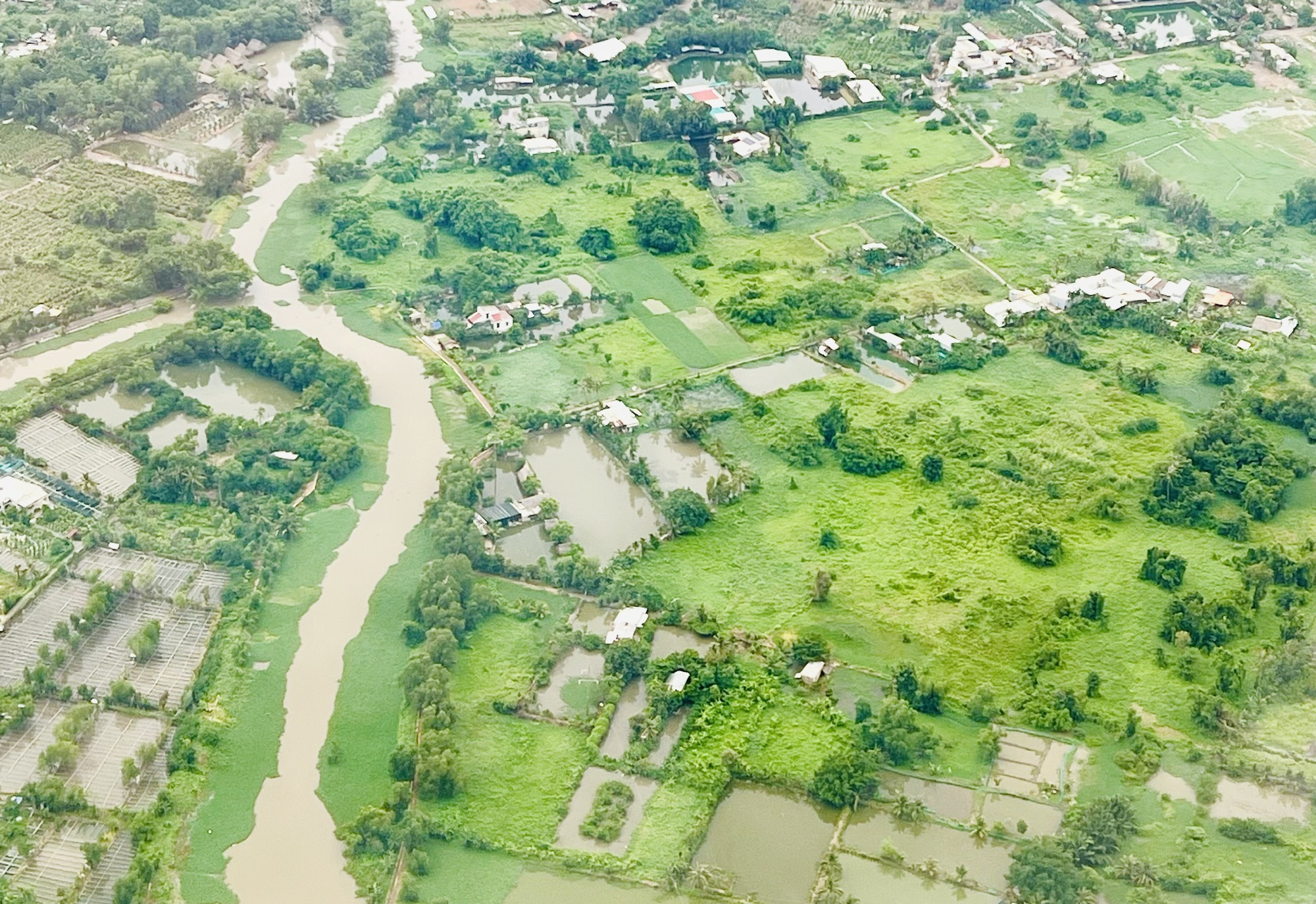 Hết cửa thổi giá: Đất đấu giá ngoại thành Hà Nội từng bước quay đầu giảm mạnh, hết thời của đầu cơ? - 1