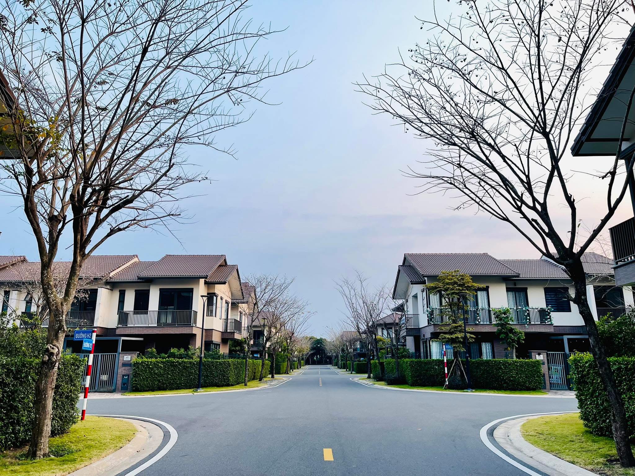 Lãi suất tăng lên 11–13% thị trường không sập, nhưng người vay "nhiều" bắt đầu mất ngủ - 1