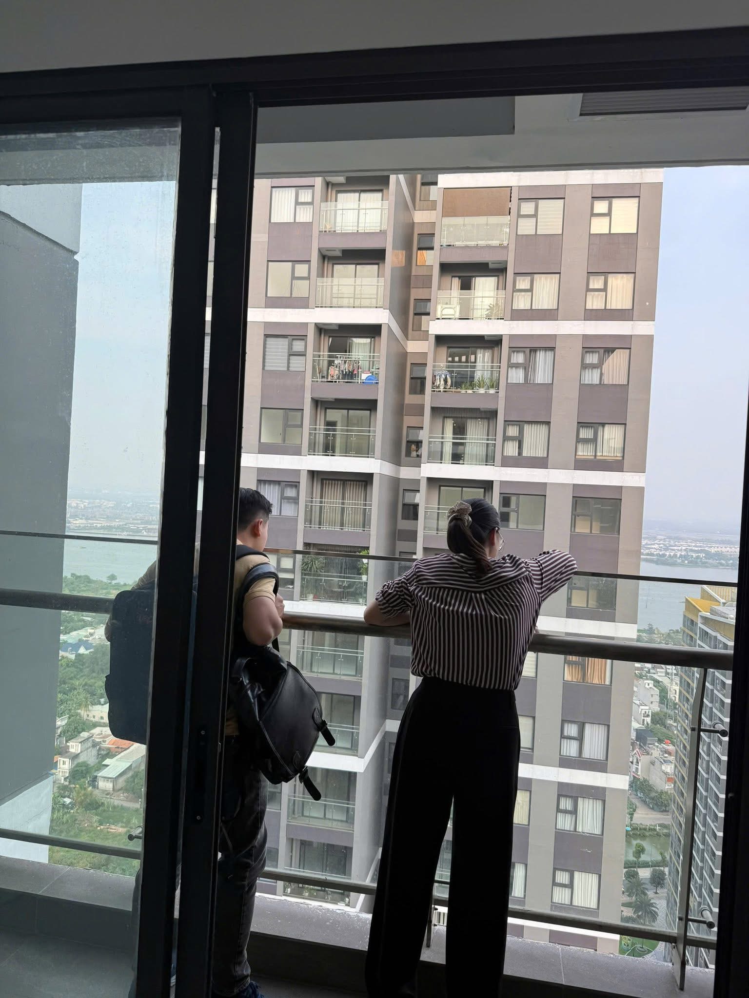 Lãi suất tăng, siết tín dụng: giá nhà có “toang” như lời đồn? - 1