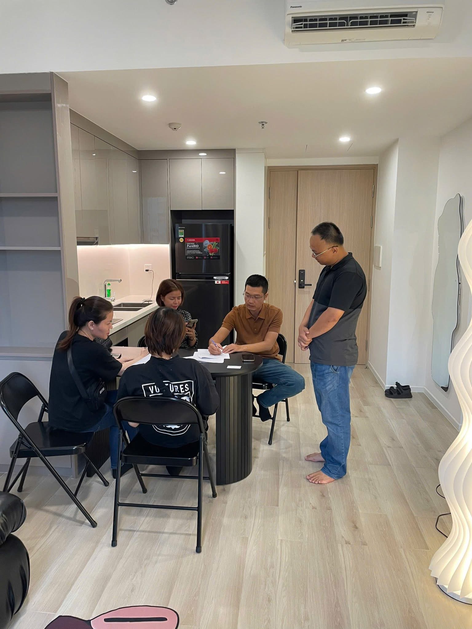 Các cụ vẫn hay nói, ăn thì nhiều chứ ở hết bao nhiêu, đó là ngày xưa chứ giờ thì… - 1