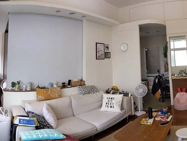 Căn nhà ngày càng nhiều đồ, nhưng con người lại ngày càng ít chỗ - 1