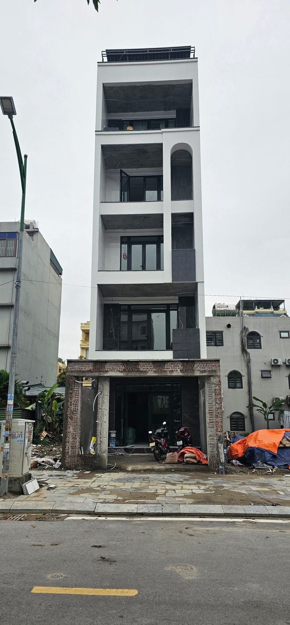 Tội nhất là những người chuẩn bị làm nhà đúng lúc vật tư bắt đầu tăng giá… - 1