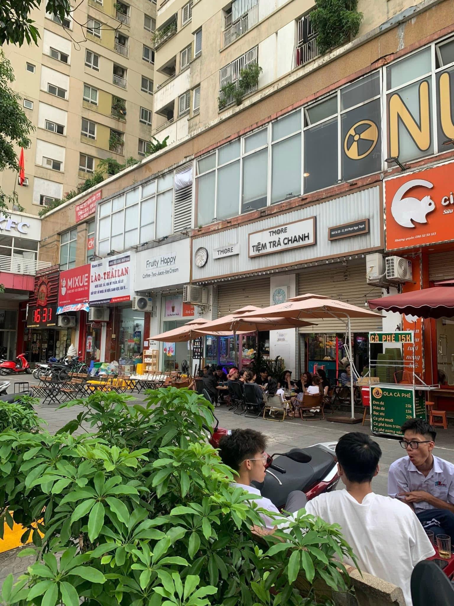 Chung cư tưởng yên bình, nhưng đôi khi… chỉ cần một “hội bà tám” là đủ làm cả tòa nhà thành bản tin thời sự - 1