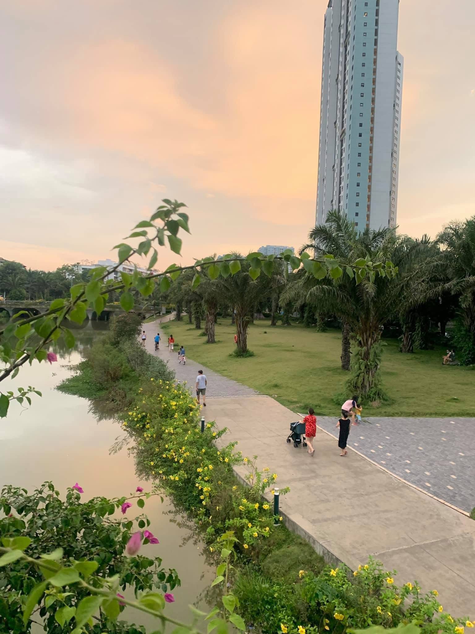 Đọc được một bài viết của một chị chia sẻ về quyết định mua nhà chung cư HH cách đây 10 năm, tự nhiên kỷ niệm lần đầu tiên em quyết định mua nhà lại ùa về - 1