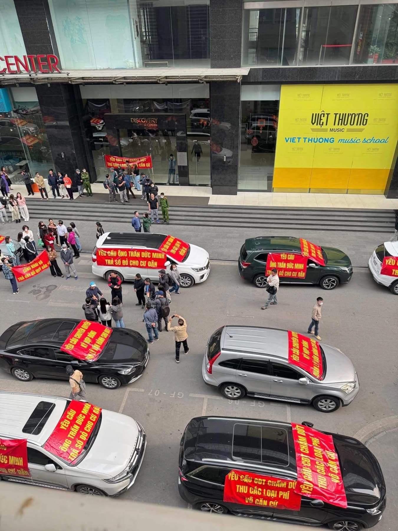 Mua nhà xong vẫn “ở nhờ trên giấy”: điểm nghẽn sổ đỏ ở Hà Nội nằm ở đâu? - 1