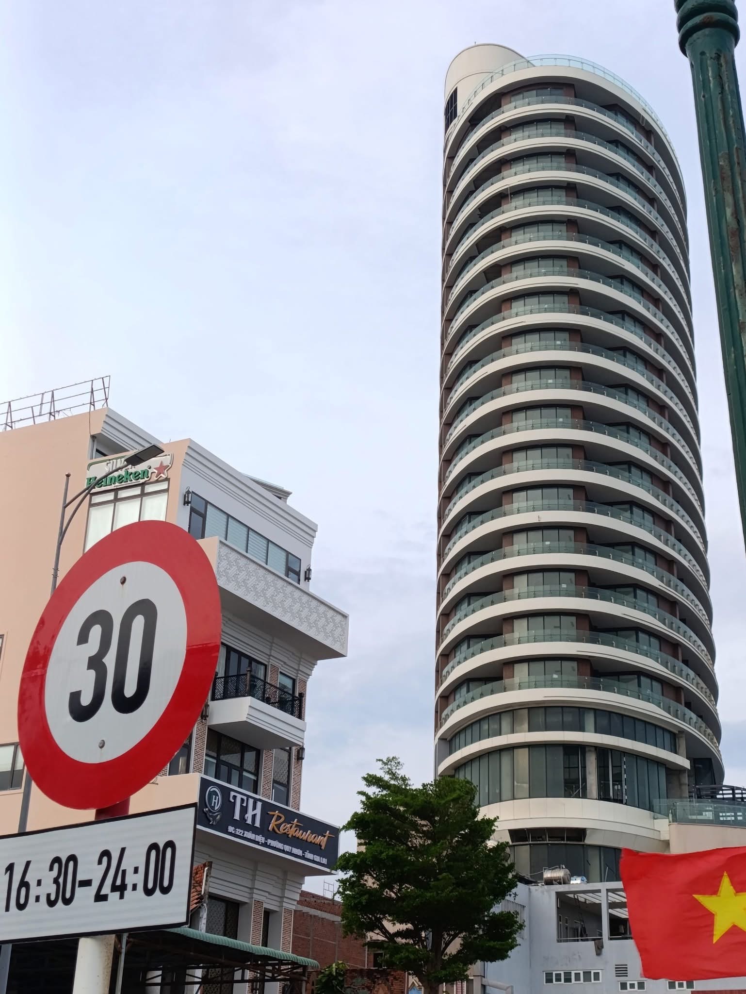 Bỏng tay: Đất nhà ở bắt đầu có dấu hiệu của mất thanh khoản tại một số nơi - 1