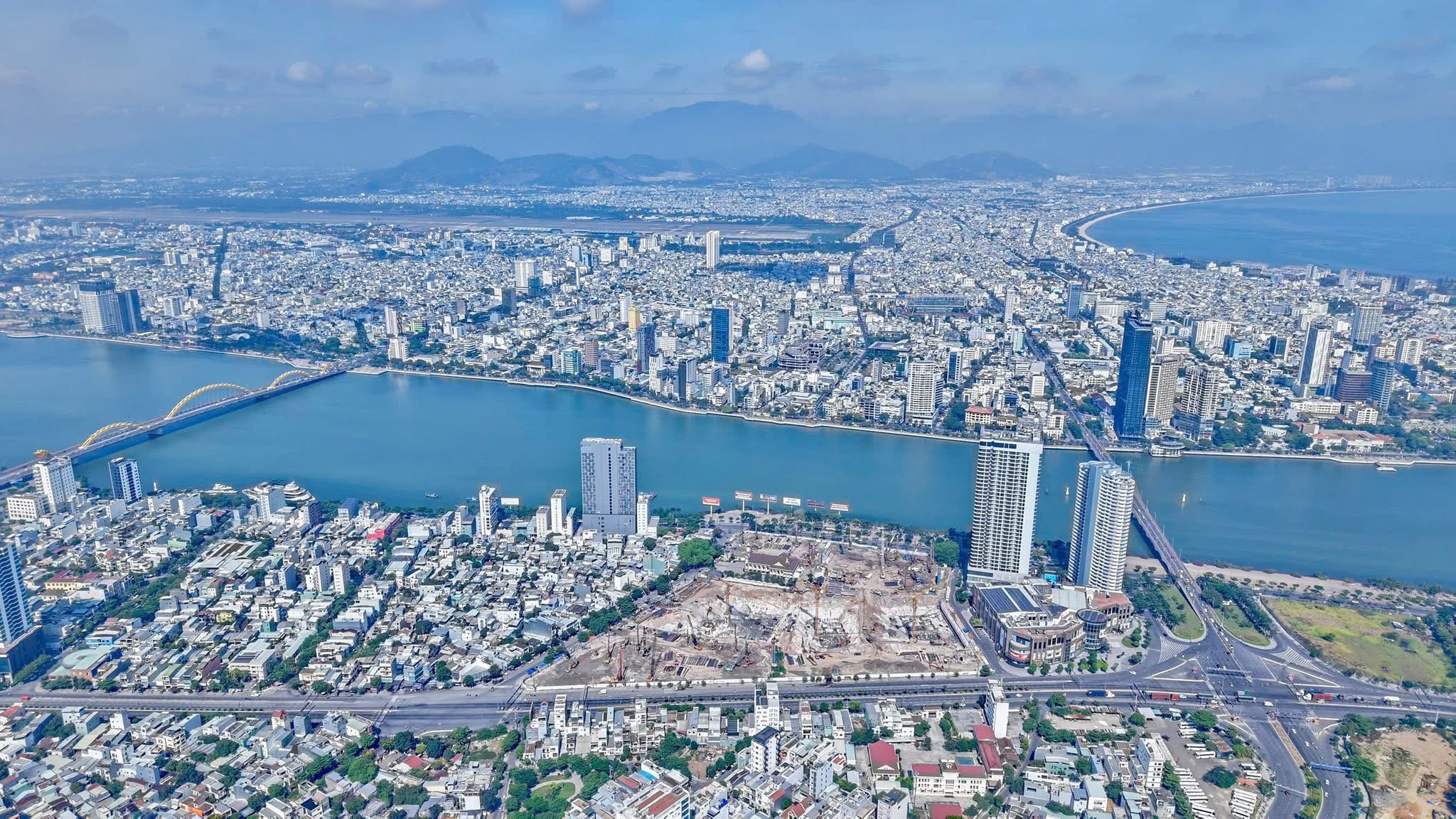 Phát triển nhà ở xã hội: Cần “luồng xanh” như ngành thuế, ai làm tốt thì đừng bắt đi "đường vòng" - 1