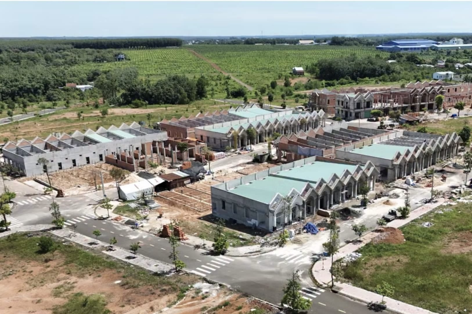 🏢 Gian lận hồ sơ nhà ở xã hội tại Đồng Nai: Khi chính sách an sinh bị biến thành "miếng bánh" trục lợi! - 1