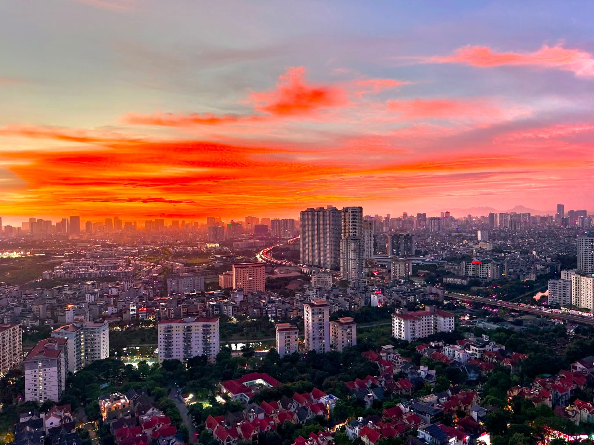 HH Linh Đàm: “Rẻ nên phải chấp nhận” hay thực sự là điểm tựa để dân thu nhập thấp sống? - 1