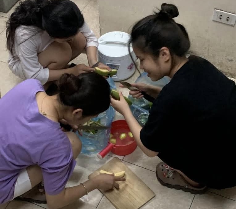 Thu nhập 13 triệu, ở trọ hết 4,5 triệu: Chuyện không của riêng ai! - 1