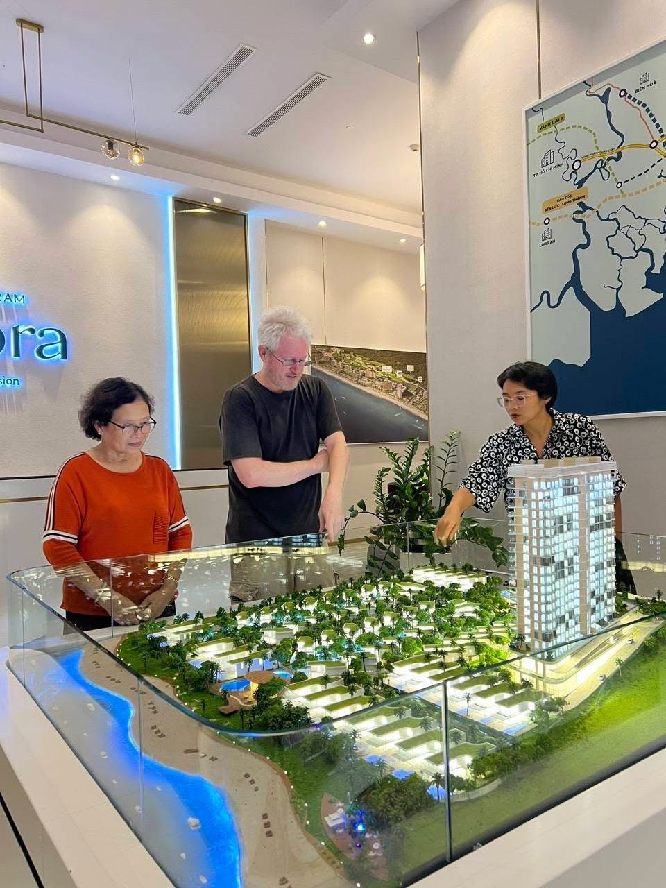 Vì sao càng chờ giảm, giá nhà lại càng cứ leo thang? - 1