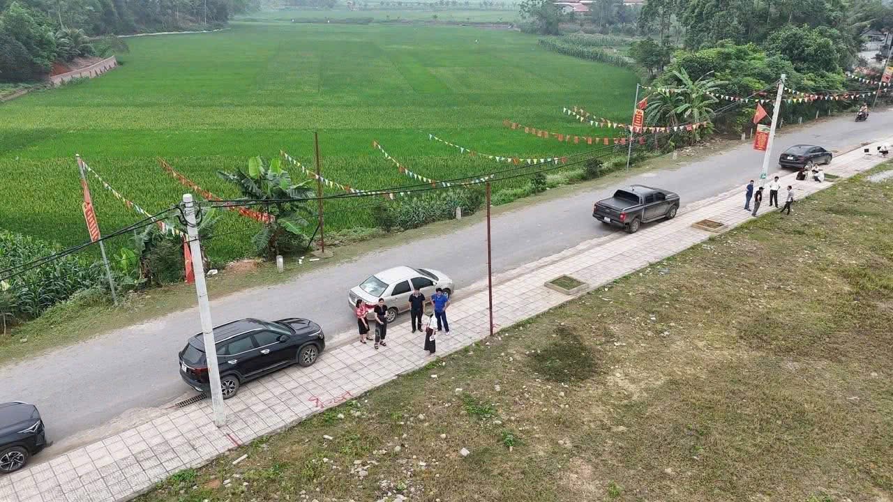 Di cư âm - nơi người đi nhiều hơn người đến, đất cũng buồn theo - 1