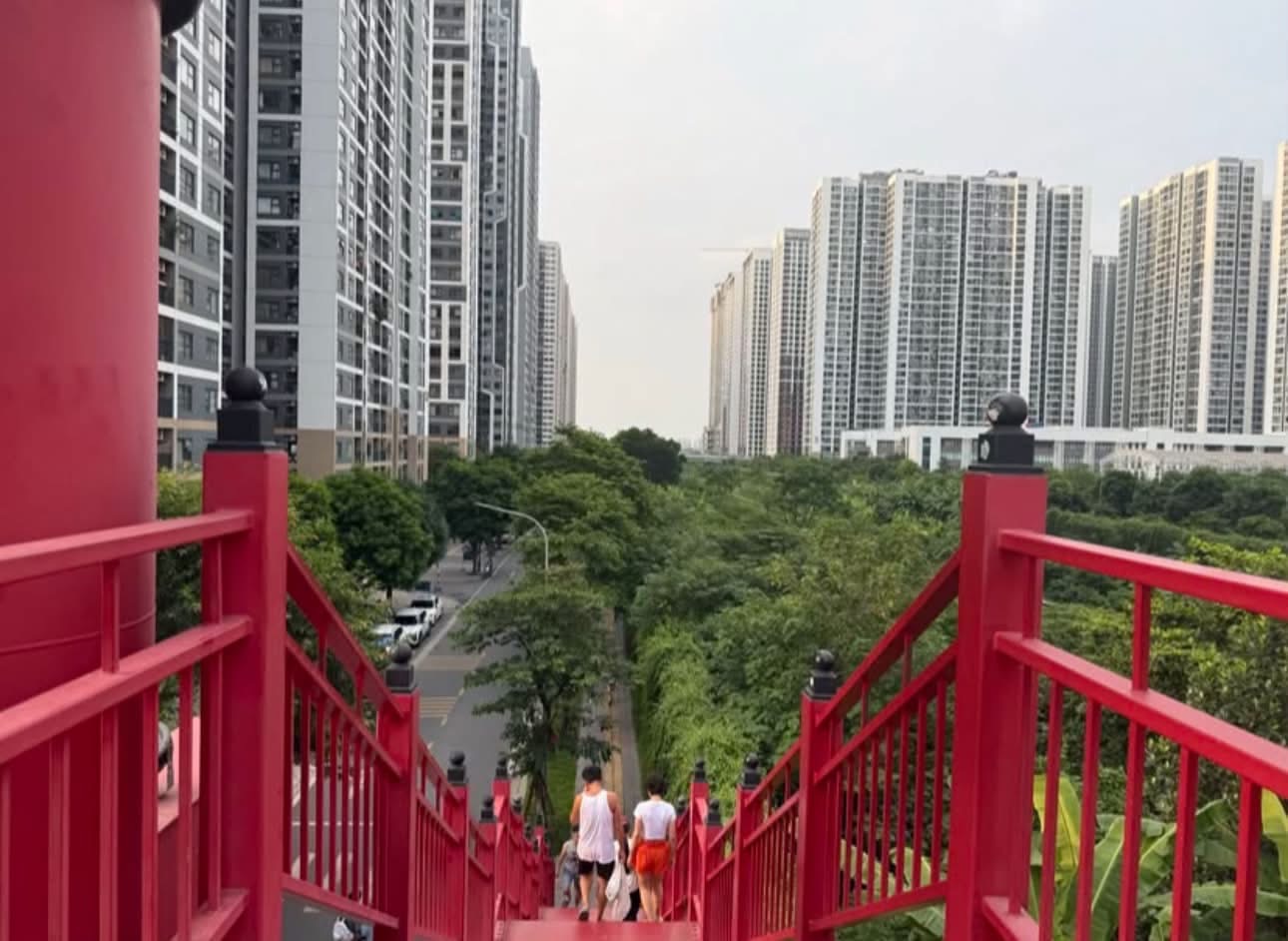 Ít tiền ở chung cư là "chuẩn bài": Đừng nghe phe nhà đất chém gió! - 1