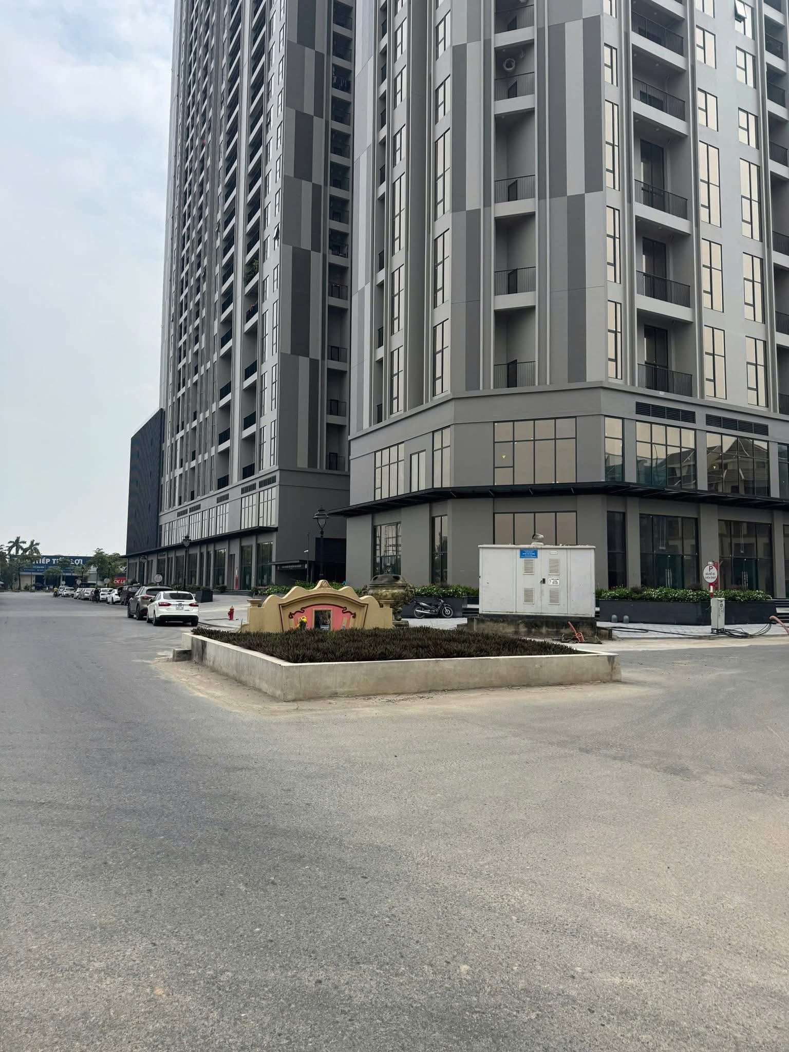 Giữ lại nhà đất để làm gì, nếu chính mình lại bị mắc kẹt giữa nó? - 1