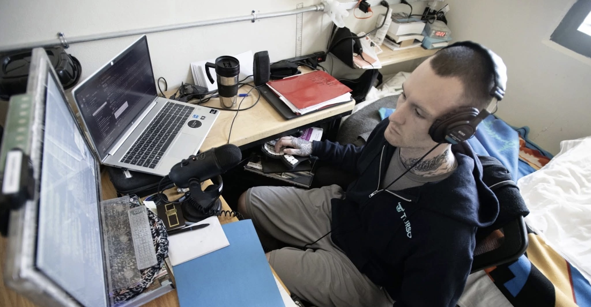 Độc lạ ở Mỹ: Thanh niên ở trong tù vẫn nhận lương "khủng", thậm chí mua được luôn nhà, còn chúng tôi thì thuê nhà như ở tù 😁 - 1