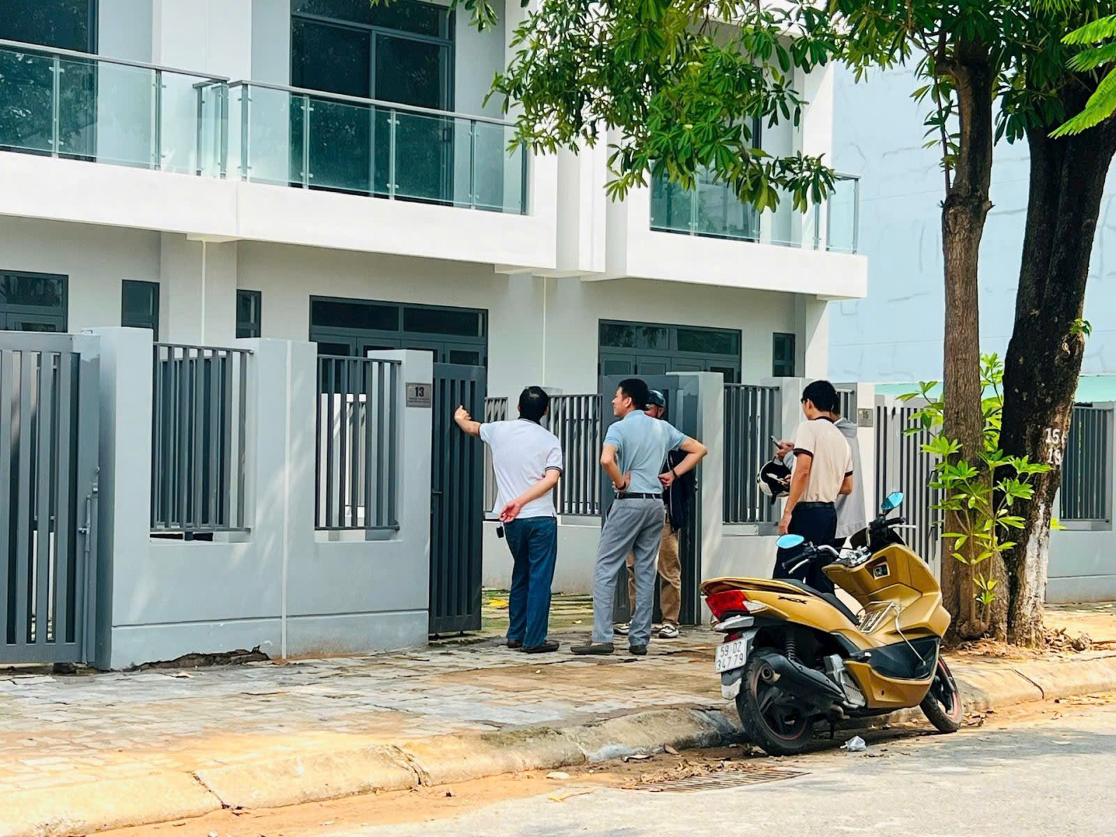 Nhụt chí làm ăn vì gom góp được 3,7 tỷ đồng cũng chưa mua nổi nhà Sài Gòn - 1