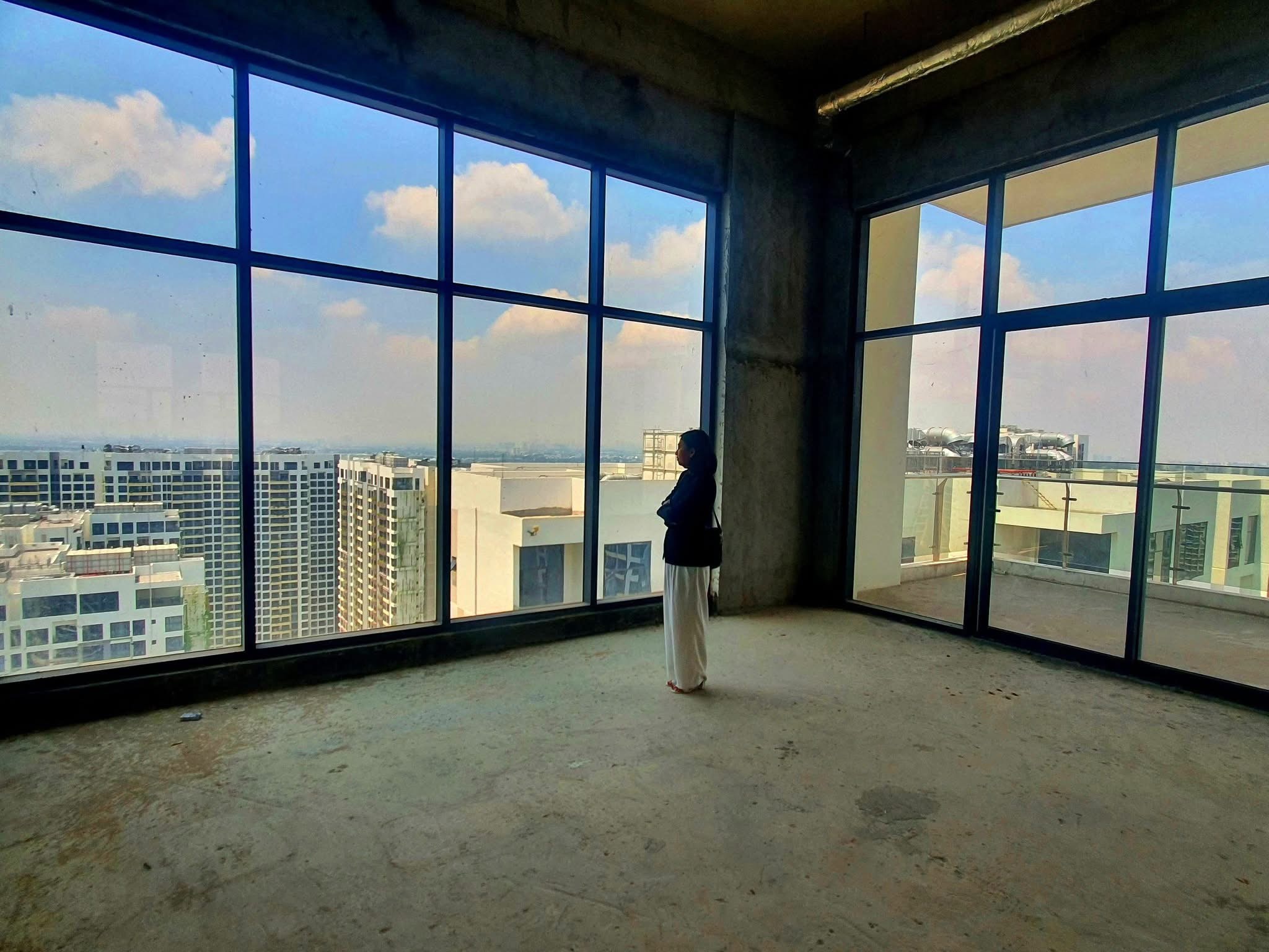 Giá chung cư tăng gần gấp đôi sau 6 năm: cuộc đua mà người trẻ luôn xuất phát ở… vạch gửi xe - 1