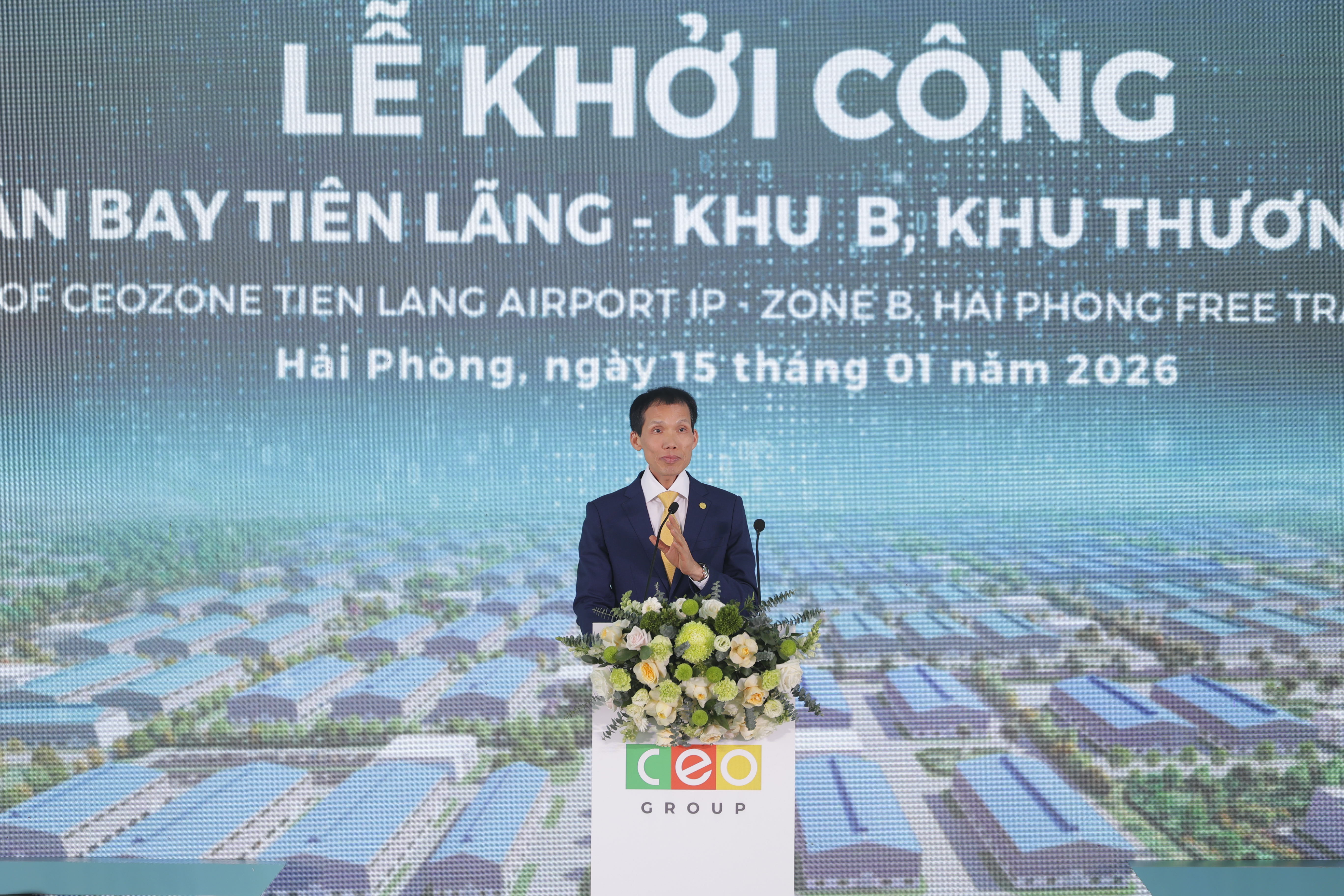 Chủ tịch Đo&agrave;n Văn B&igrave;nh ph&aacute;t biểu tại Lễ khởi c&ocirc;ng Dự &aacute;n Khu c&ocirc;ng nghiệp S&acirc;n bay Ti&ecirc;n L&atilde;ng - Khu B (CEOZone Hải Ph&ograve;ng)