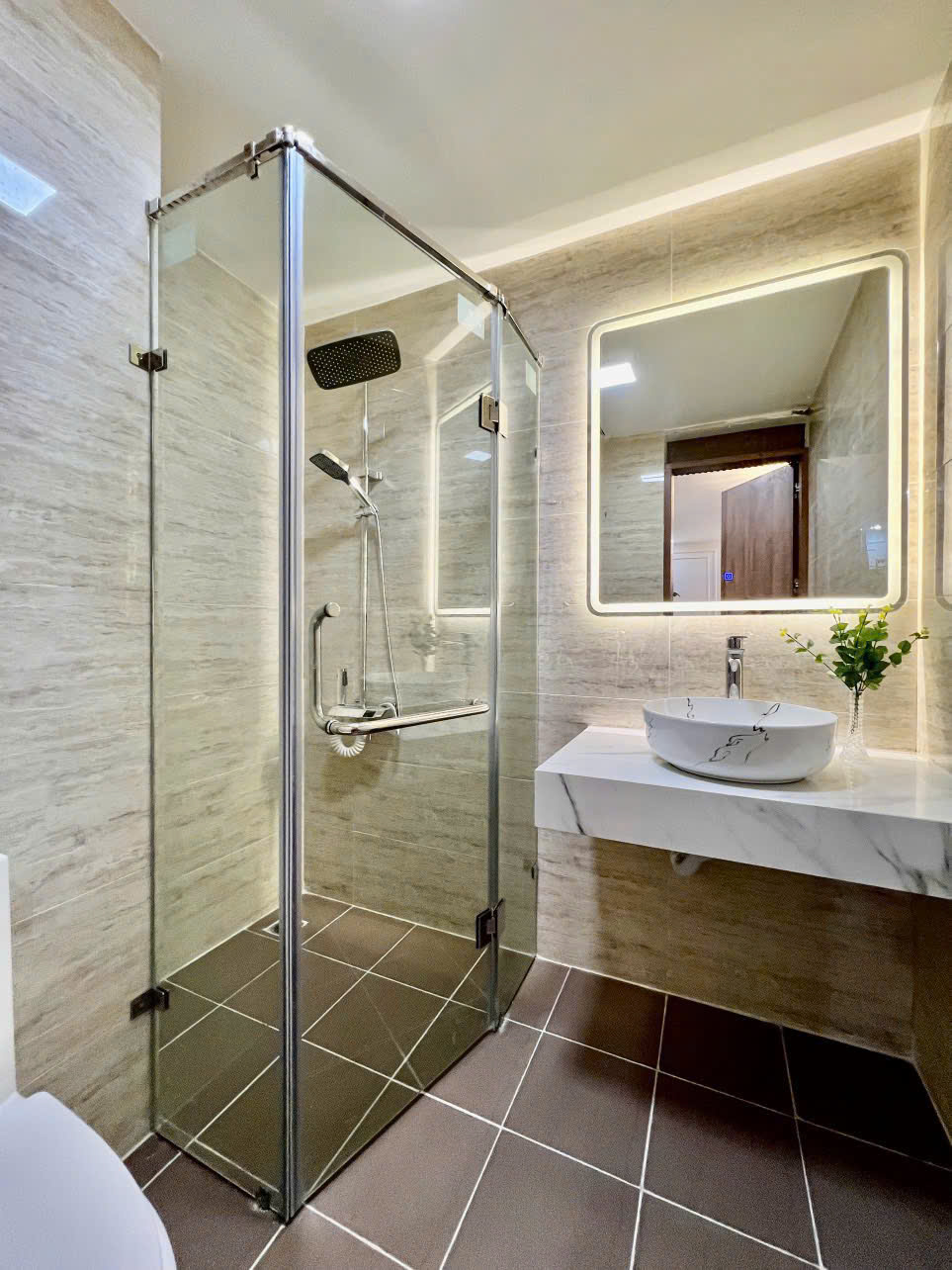 Cần bán căn hộ 98m2 chung cư Sapphire Palace số 4 Phố Chính Kinh, Thanh Xuân Hà Nội - Diện tích tim tường 98m2 thôn thủy 88m2 thiết kế 03 phòng ngủ, 02 vệ sinh, phòng khách, bếp, ban công Đông Nam, cửa chính Tây Bắc, nhà full nội thất, sổ đỏ chính chủ - 4