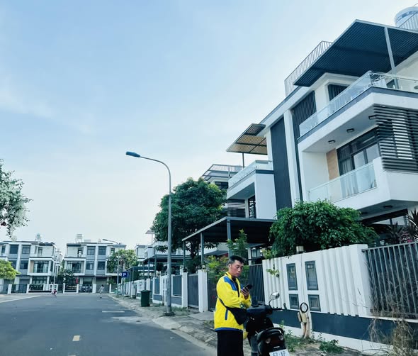 Lúc thị trường biến động, NGƯỜI MUA NHÀ đừng nản lòng, vì 👎🏻  - 1