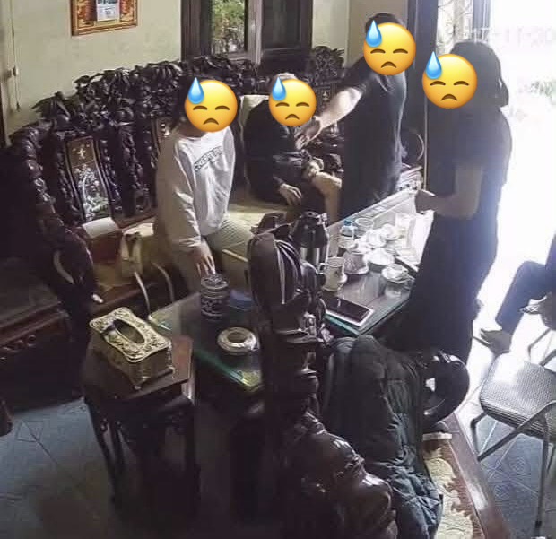 Khi tình thân thua trận trước Sổ Đỏ!  - 1