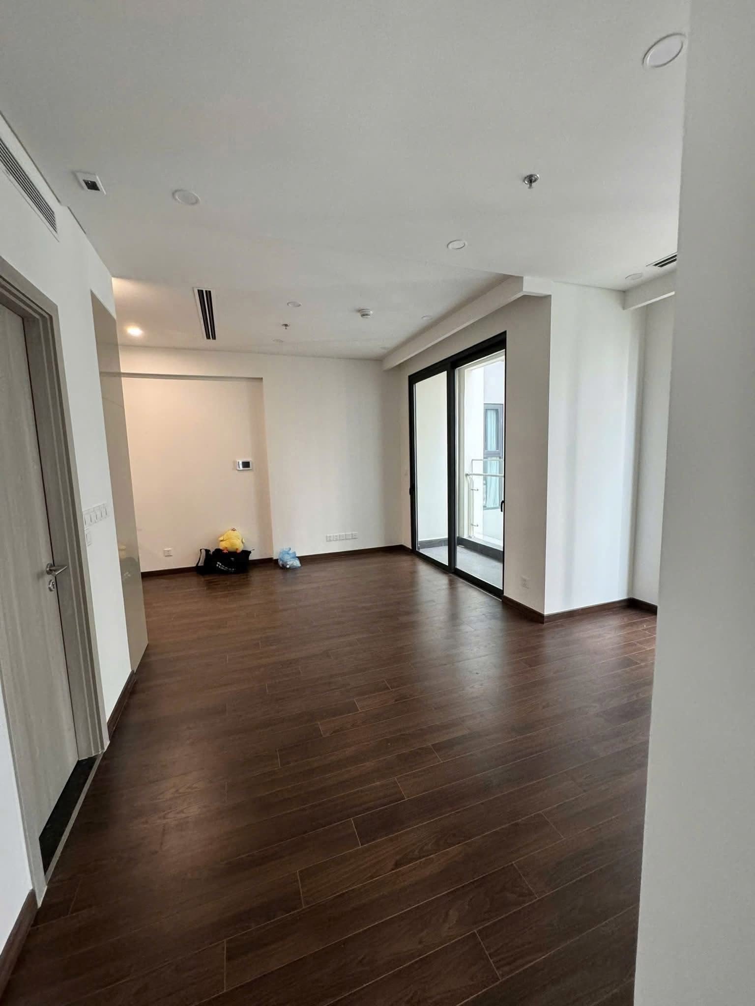 Các bác cho em xin ít kinh nghiệm xương máu với! Em đang tính chốt căn chung cư đầu đời mà phân vân nát óc cái vụ "HƯỚNG NHÀ".  - 1