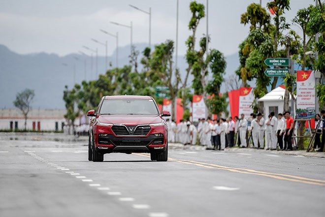 Lux A2.0 và Lux SA2.0 là hai mẫu xe ô tô mới nhất của Vinfast , trước đó là mẫu xe hạng A Vinfast Fadil tới tay khách hàng cách đây không lâu.