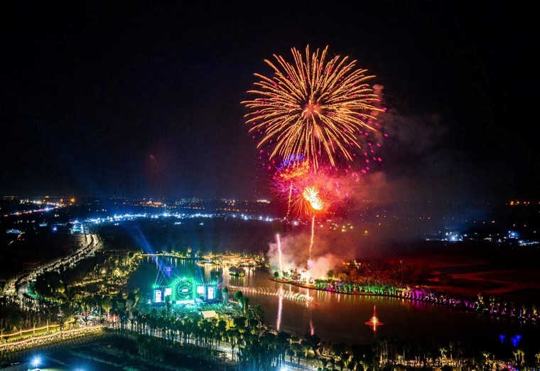 Chào năm mới giữa xanh tươi tại đại nhạc hội Countdown 2026 khắp ba miền của Ecopark - Ảnh 12