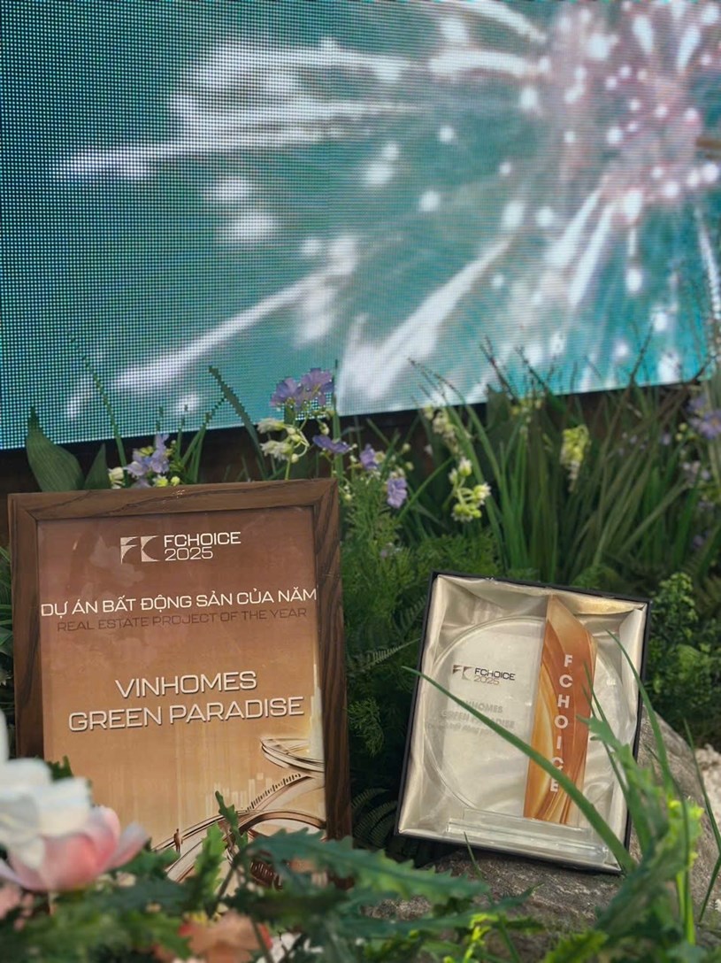 Vinhomes Green Paradise được vinh danh l&agrave; &ldquo;Dự &aacute;n BĐS của năm&rdquo; tại FChoice 2025