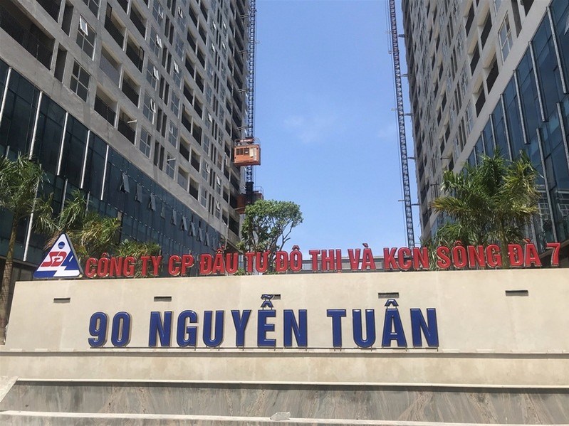Dự án nhà ở số 90 Nguyễn Tuân (Hà Nội) từng được cho phép thực hiện, với mục đích là xây dựng nhà ở cho cán bộ công nhân viên Tổng Công ty vận tải Hà Nội (Transerco).