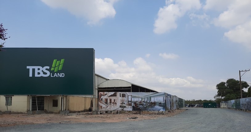 Miếng bánh béo bở: Doanh nghiệp tay ngang ùn ùn đổ vào bất động sản  - Ảnh 1