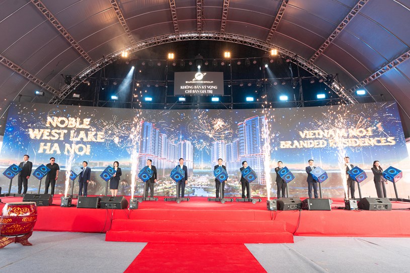 L&atilde;nh đạo Sunshine Group thực hiện nghi thức khởi c&ocirc;ng Noble West Lake Ha Noi &ndash; tổ hợp Branded Residences số 1 Việt Nam