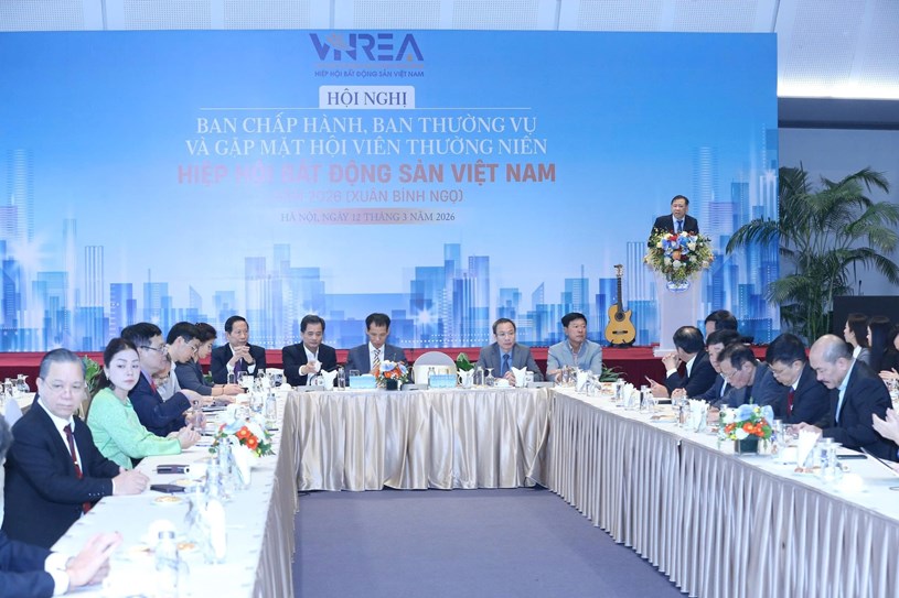 Quang cảnh Hội nghị Ban Thường vụ - Ban Chấp h&agrave;nh v&agrave; Gặp mặt hội vi&ecirc;n thường ni&ecirc;n năm 2026 do Hiệp hội Bất động sản Việt Nam (VNREA) tổ chức s&aacute;ng 12/3.