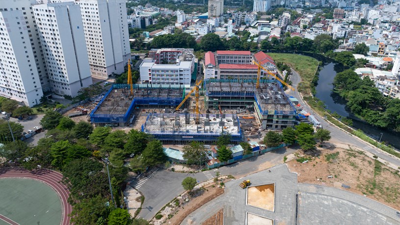 Dạo qua 3 dự án nhà ở xã hội “nóng” nhất TP.HCM: Mỗi nơi một câu chuyện, nhưng điểm chung là… đông như hội =)))) - Ảnh 6