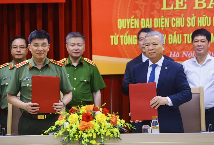 TÍN HIỆU GÌ ĐÂY? Về với Bộ Công an, FPT Telecom chính thức "cắm cờ" sang mảng Bất động sản - Ảnh 2