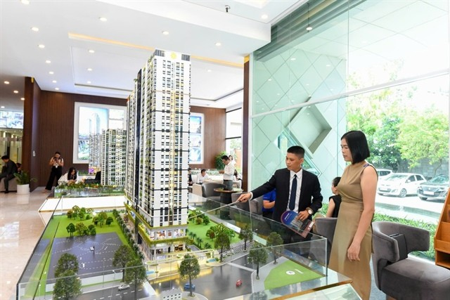 Vay mua nhà thời lãi thấp, trả nợ thời lãi cao: Cuộc chiến sinh tồn của người mua nhà giữa "bão" lãi suất 2026  - Ảnh 1