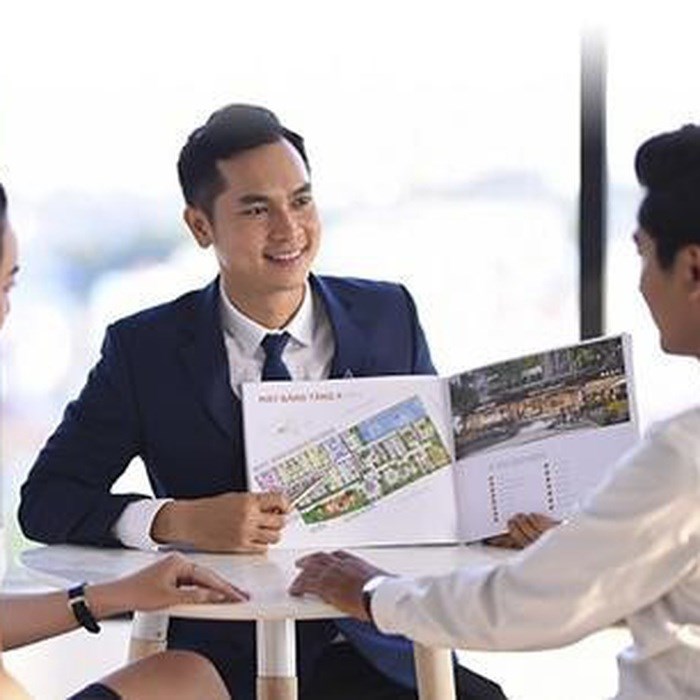 “Sale ‘chốt đơn’ kiểu này thì mệt cả người mua cả người bán,  ai cũng thấy mình bị ‘dắt’” - Ảnh 1