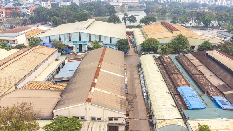 Nhà máy Điện cơ Thống Nhất ven hồ Đền Lừ sẽ giải tỏa để xây chung cư: Nhà máy rời đi, áp lực ở lại 😂 - Ảnh 1