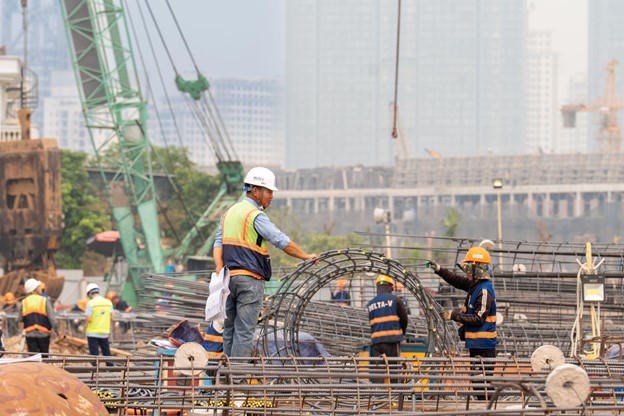C&ocirc;ng t&aacute;c tổ chức c&ocirc;ng trường được triển khai b&agrave;i bản ngay từ giai đoạn đầu.