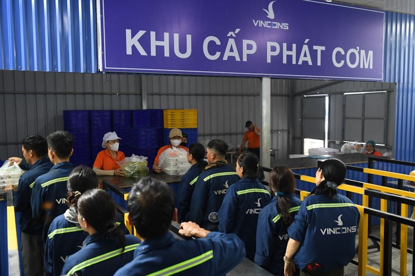 Không khí chưa từng có tại công trường KĐT Thể thao Quốc tế Hà Nội: Người dân địa phương háo hức tìm cơ hội “đổi đời” - Ảnh 9